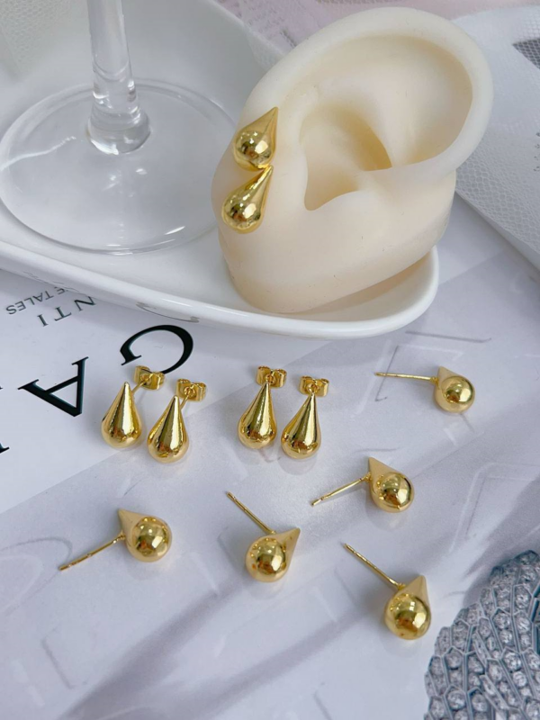 ARETES CORIAS DEL RIO