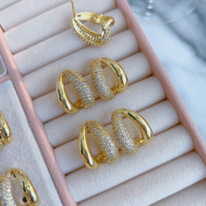 ARETES LAUSANA