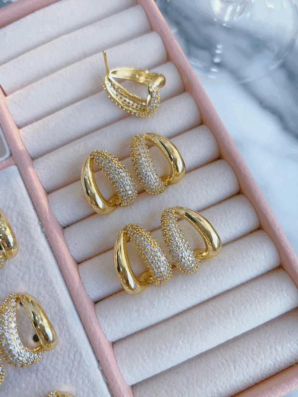 ARETES LAUSANA