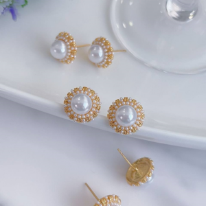ARETES LONBARDINA