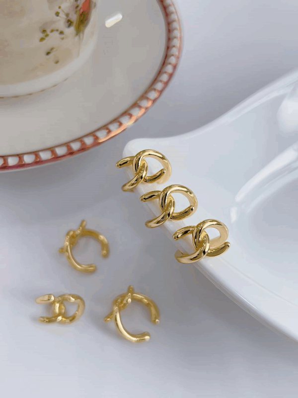 EARCUFF QATAR